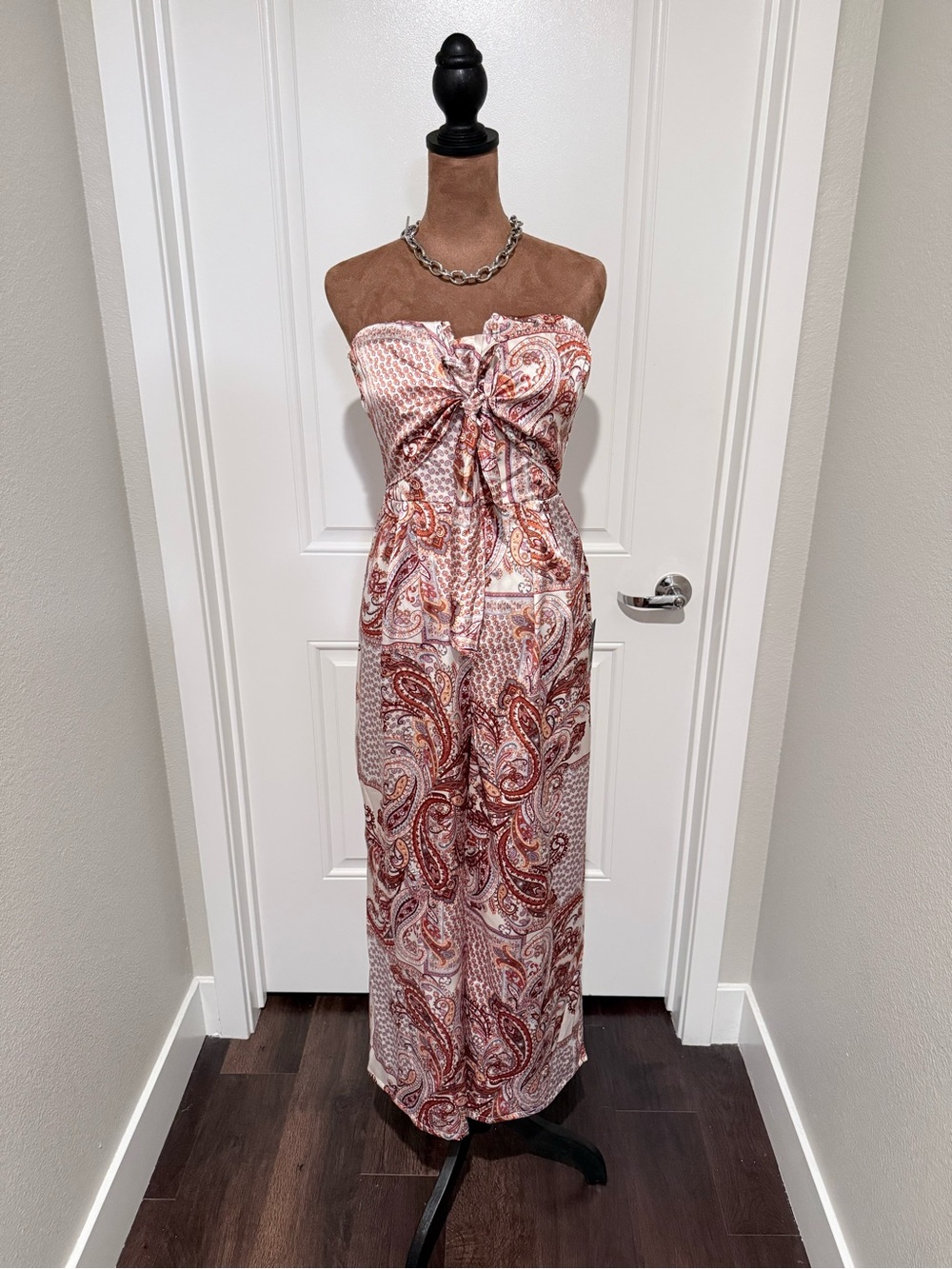 NWT Lulu’s Paisley Strapless Wide Leg Jumpsuit Size S Boho Palazzo Romper - Picture 9 of 9